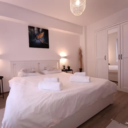 Апартаменты Cozy Center *